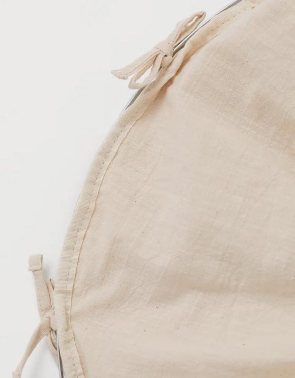 Cotton Reading Nook